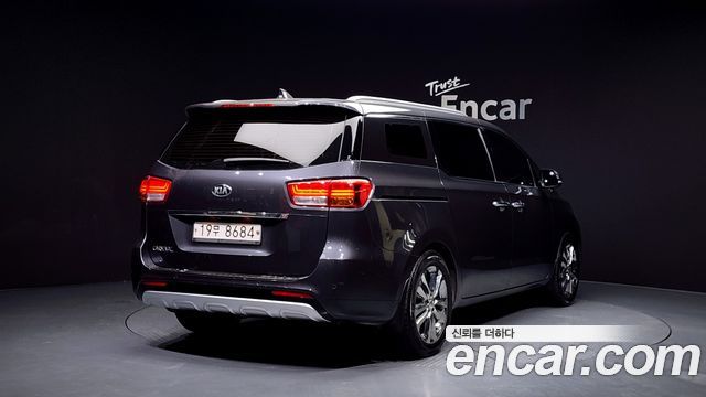 Kia Carnival All New 9-Seater Noblesse Special - фото 1