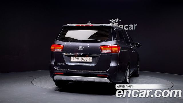 Kia Carnival All New 9-Seater Noblesse Special - фото 3