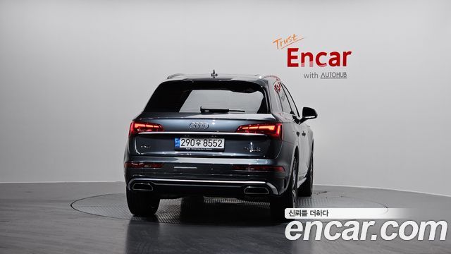 Audi Q5 FY 45 TFSI Quattro Premium - фото 3