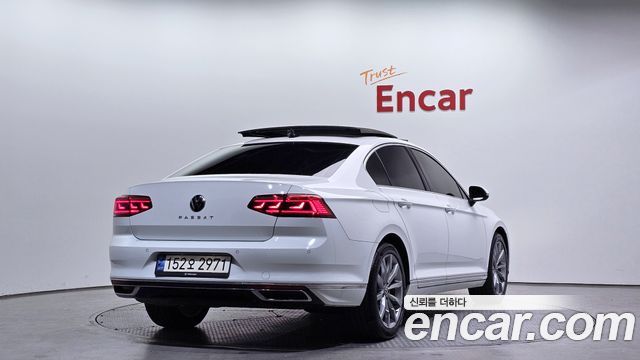 Volkswagen Passat B8 2.0 TDI Prestige - фото 1