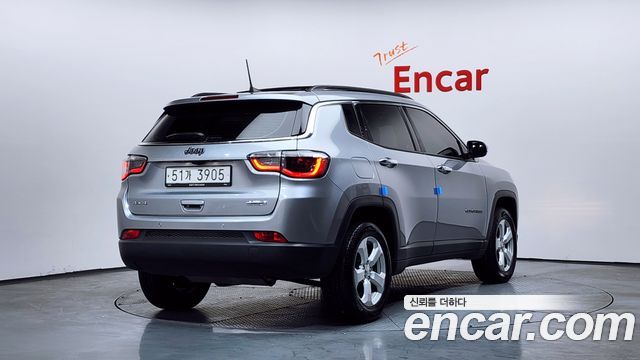 Jeep Compass 2-го поколения 2.4 Longitude AWD - фото 1