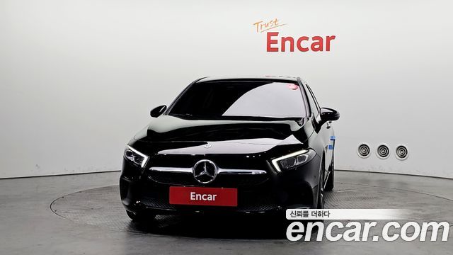 Mercedes-Benz A-Class W177 A220 Hatchback - фото 2