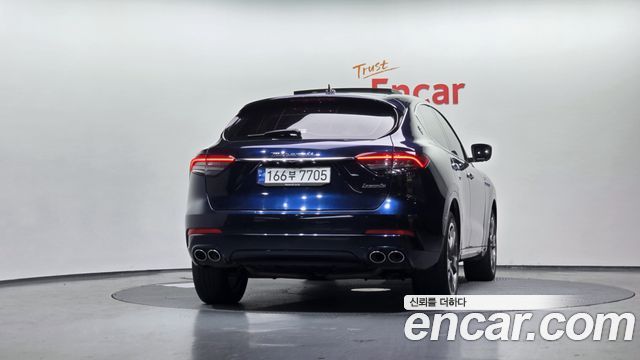 Maserati Levante 2.0 GT AWD - фото 3