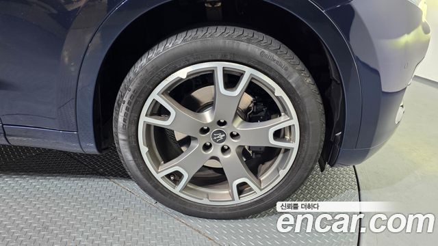 Maserati Levante 2.0 GT AWD - фото 4