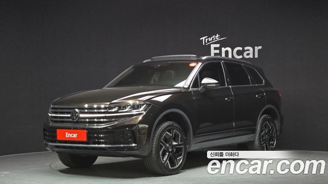 Volkswagen Touareg 3-го поколения 3.0 TDI Prestige - фото 0