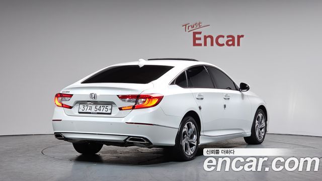 Honda Accord 10-го поколения 1.5 Turbo - фото 1