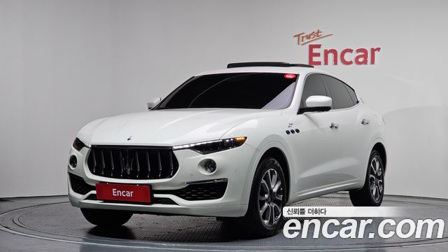 Maserati Levante 2.0 GT AWD - фото 0
