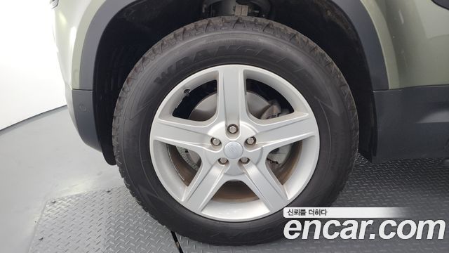 Land Rover Defender L663 110 D250 SE - фото 4