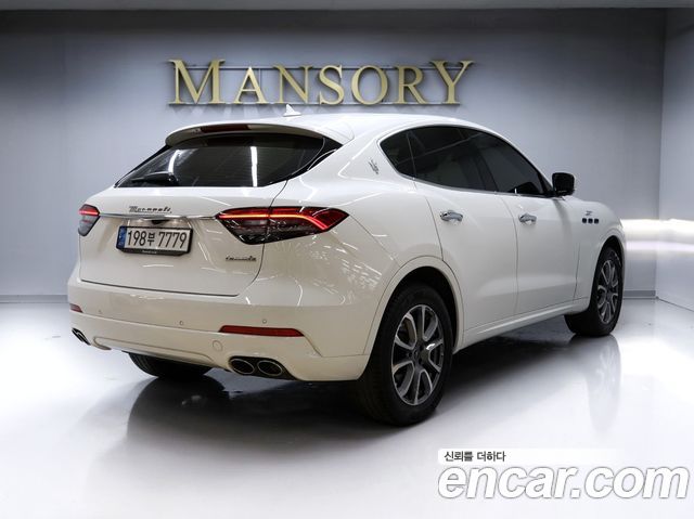 Maserati Levante 2.0 GT AWD - фото 2