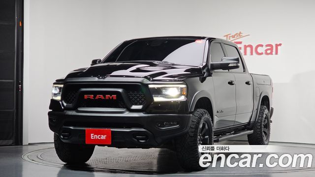Dodge Ram Pick Up 5.7 - фото 0