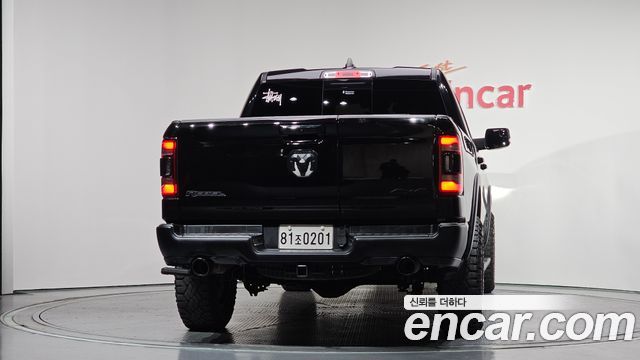 Dodge Ram Pick Up 5.7 - фото 3