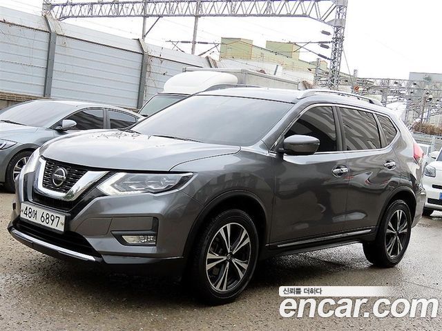 Nissan X-Trail 2.5 4WD - фото 1
