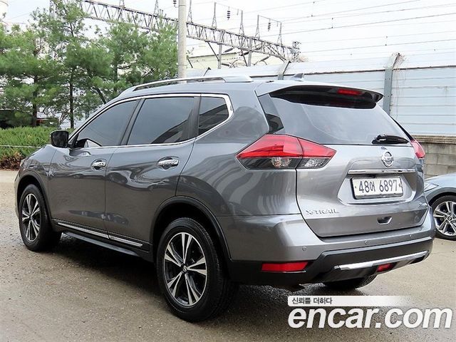 Nissan X-Trail 2.5 4WD - фото 2