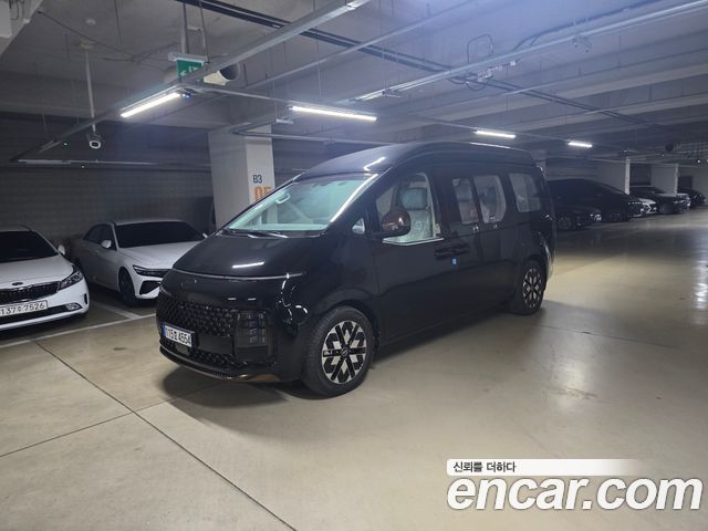 Hyundai Staria 4WD Lounge 9-Seater Limousine - фото 1