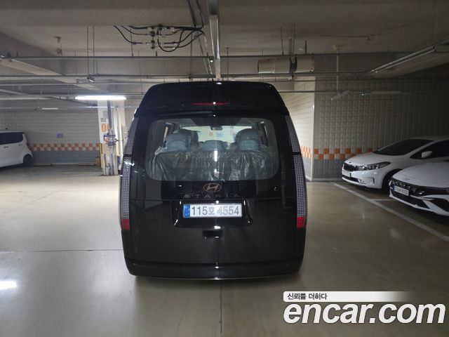 Hyundai Staria 4WD Lounge 9-Seater Limousine - фото 4