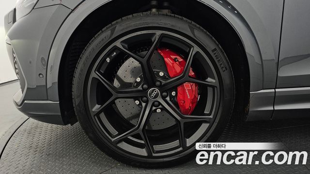 Audi RSQ8 4.0 TFSI Quattro Performance - фото 4