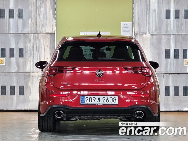 Volkswagen Golf 8-го поколения 2.0 GTI - фото 3