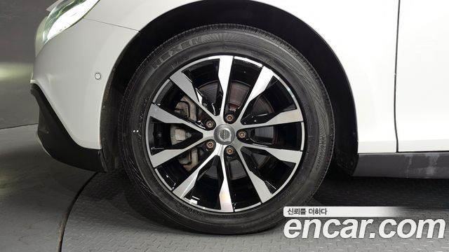 Volvo V40 Cross Country D3 - фото 4