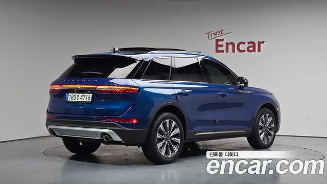 Lincoln Corsair 2.0 Reserve AWD - фото 0