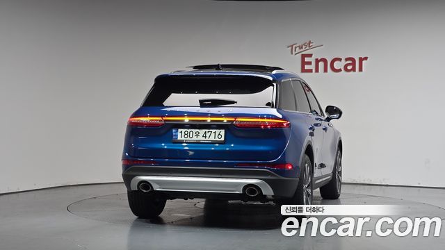 Lincoln Corsair 2.0 Reserve AWD - фото 2