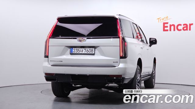 Cadillac Escalade 5-го поколения 6.2 Sports Platinum - фото 3