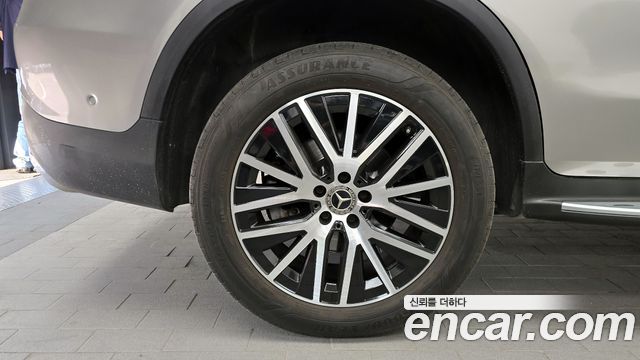 Mercedes-Benz GLC-Class X253 GLC300e 4MATIC - фото 4