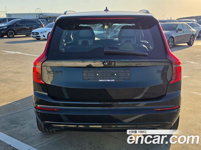 Volvo XC90 2-го поколения B6 Ultra Dark - фото 2