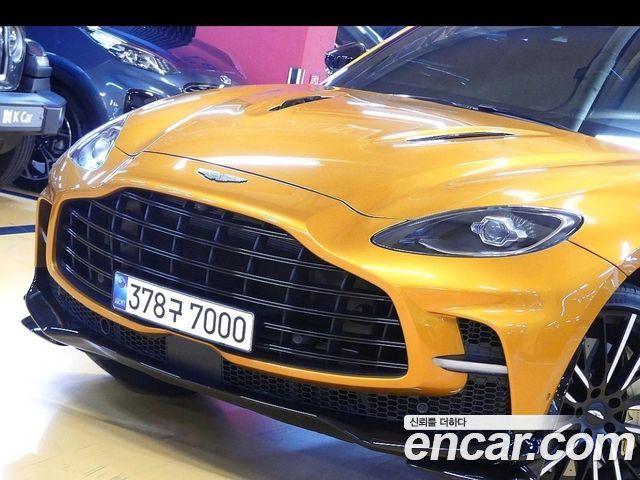 Aston Martin DBX 4.0 V8 707 - фото 3