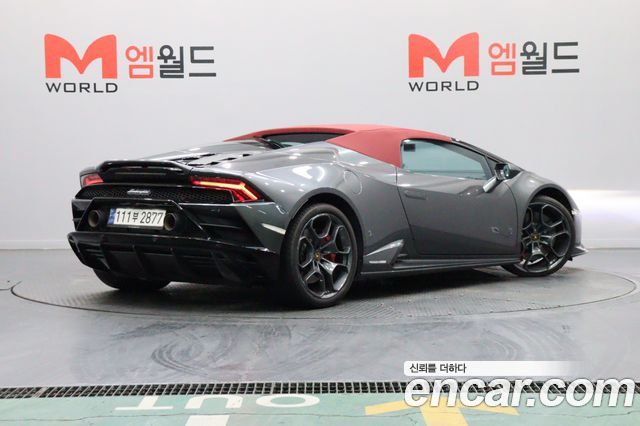 Lamborghini Huracan LP640-4 EVO Spyder - фото 3