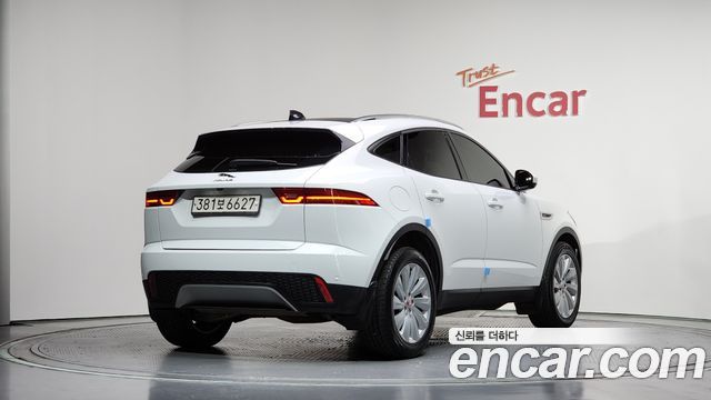 Jaguar E-PACE D180 SE - фото 1