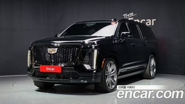 Cadillac Escalade 5-го поколения 6.2 ESV ESV Sports Platinum - фото 0