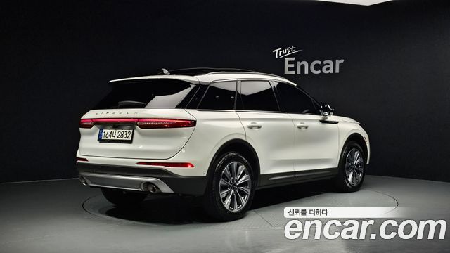 Lincoln Corsair 2.0 Reserve AWD - фото 1