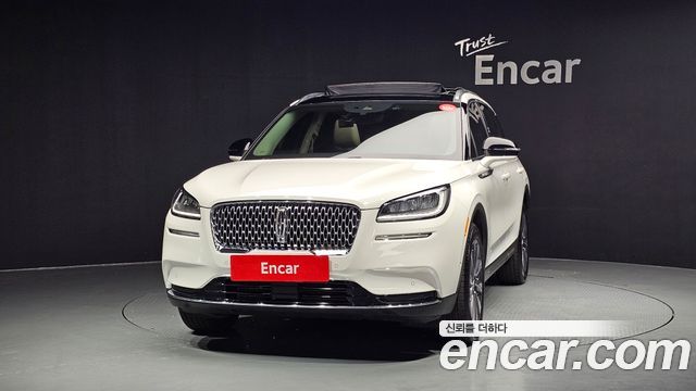 Lincoln Corsair 2.0 Reserve AWD - фото 2