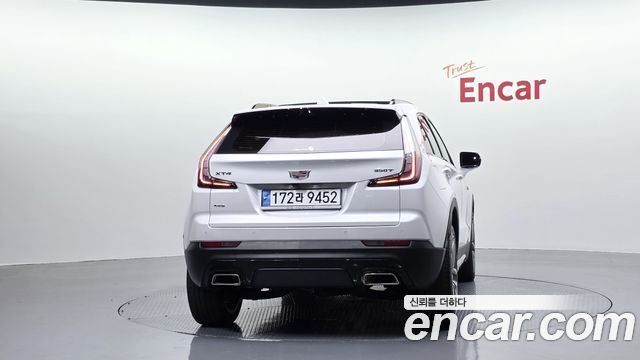 Cadillac XT4 2.0 Sport AWD - фото 3
