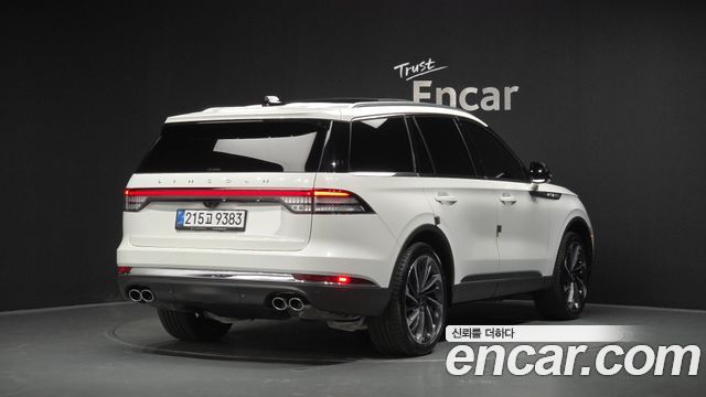 Lincoln Aviator 2-го поколения 3.0 Reserve AWD - фото 1