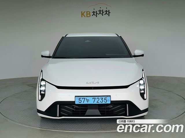 Kia EV4 Long Range 2WD Air - фото 1