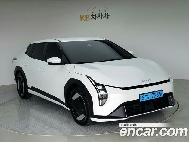 Kia EV4 Long Range 2WD Air - фото 2