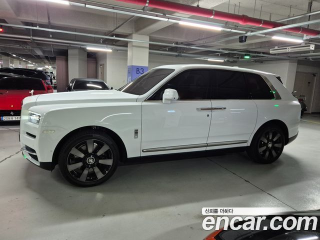 Rolls-Royce Cullinan 6.7 V12 - фото 1
