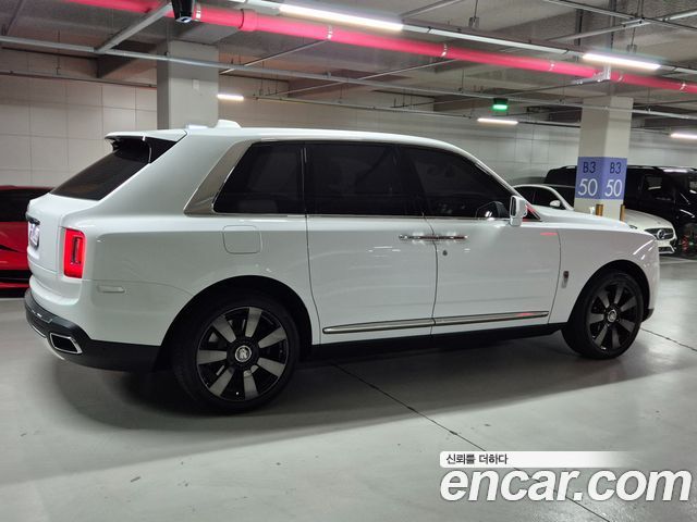 Rolls-Royce Cullinan 6.7 V12 - фото 3