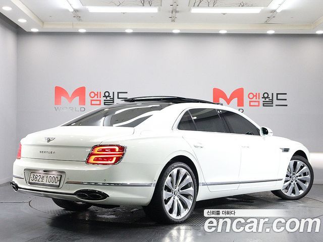 Bentley Flying Spur 3-го поколения 4.0 - фото 3