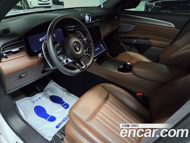 Maserati Grecale 2.0 AWD GT - фото 3