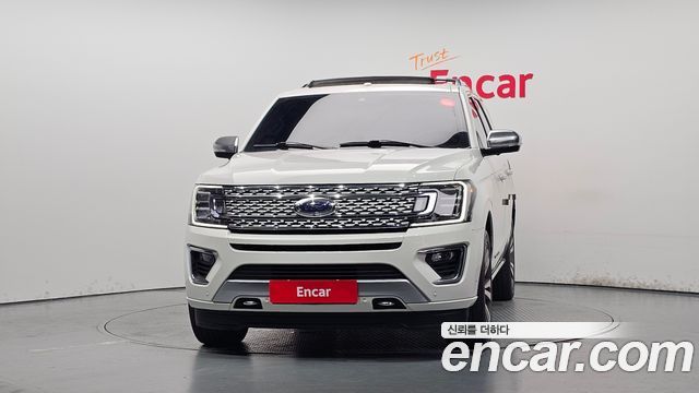 Ford Expedition Platinum 4WD 7Seater - фото 2