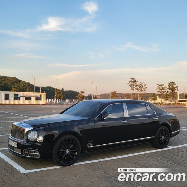 Bentley Mulsanne 6.8 EWB - фото 0