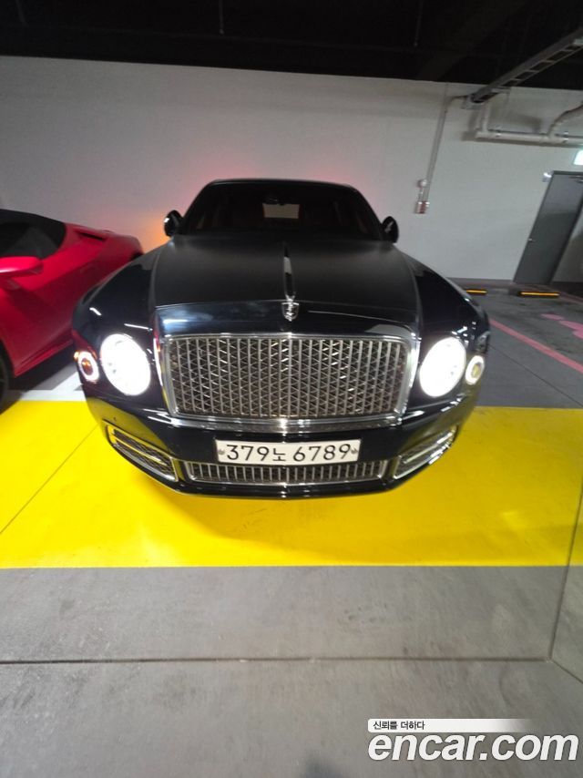 Bentley Mulsanne 6.8 EWB - фото 2