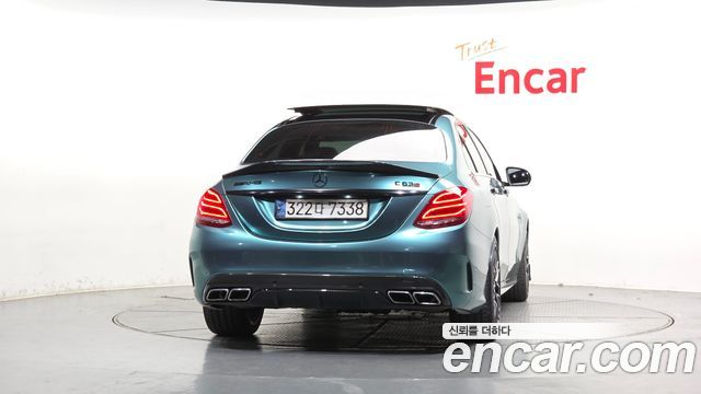 Mercedes-Benz C-Class W205 C63 AMG - фото 3