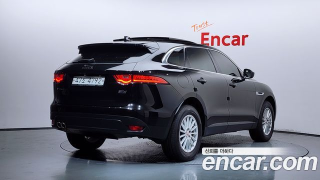 Jaguar F-PACE 20d Prestige - фото 1
