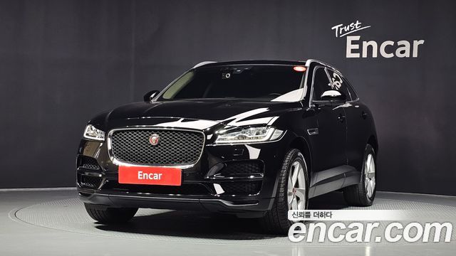 Jaguar F-PACE 20d Prestige - фото 0