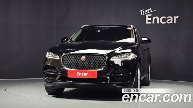 Jaguar F-PACE 20d Prestige - фото 2