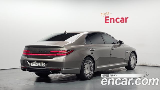 Genesis G90 3.3 T AWD Premium - фото 1
