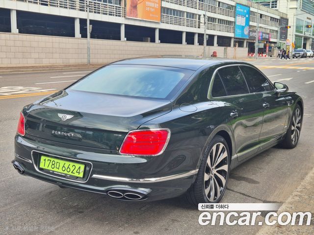 Bentley Flying Spur 3-го поколения 4.0 Azure - фото 2